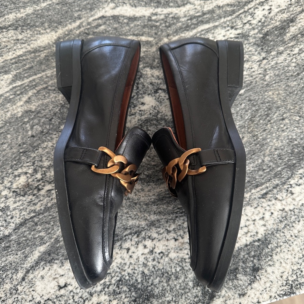 Vionic Mizelle Leather Black Loafers with Gold Chain